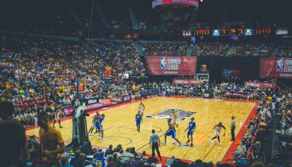  体彩公益|国家级射击教练田红与儿子付义涵因走私武器罪被判刑 体育界震惊反思