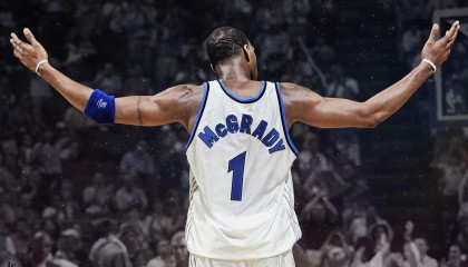  体彩官网|埃托奥现身更衣室，含泪拥抱年轻一代，你们让我看到非洲足球的未来